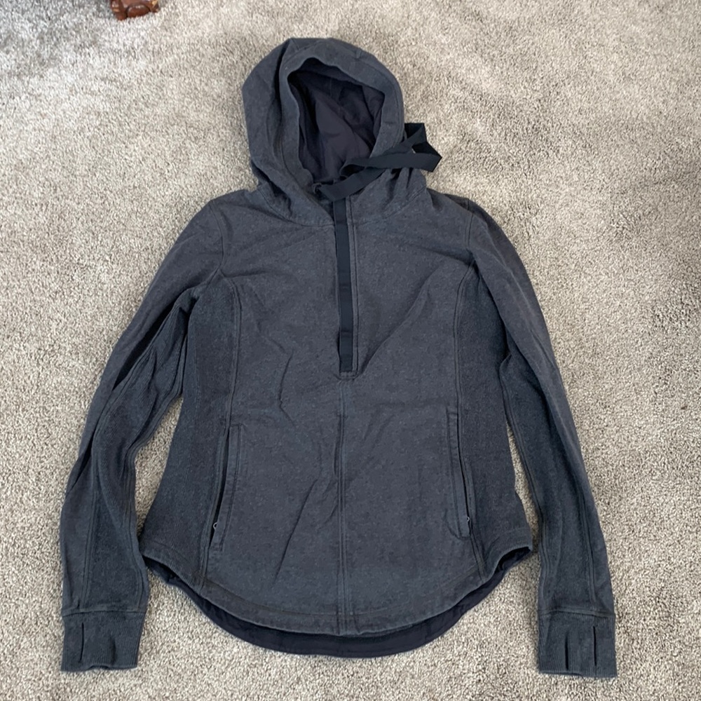 LuluLemon half zip sweatshirt